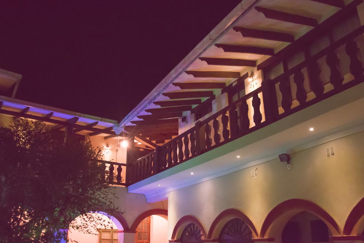 Hotel Santa Monica Potosí المظهر الخارجي الصورة